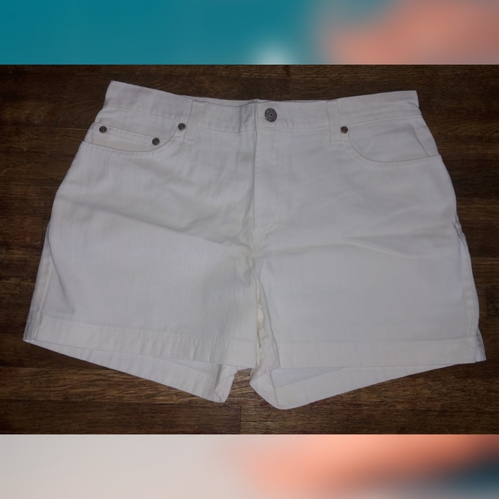 Faded Glory Vintage retro mom jean white denim high waisted shorts
